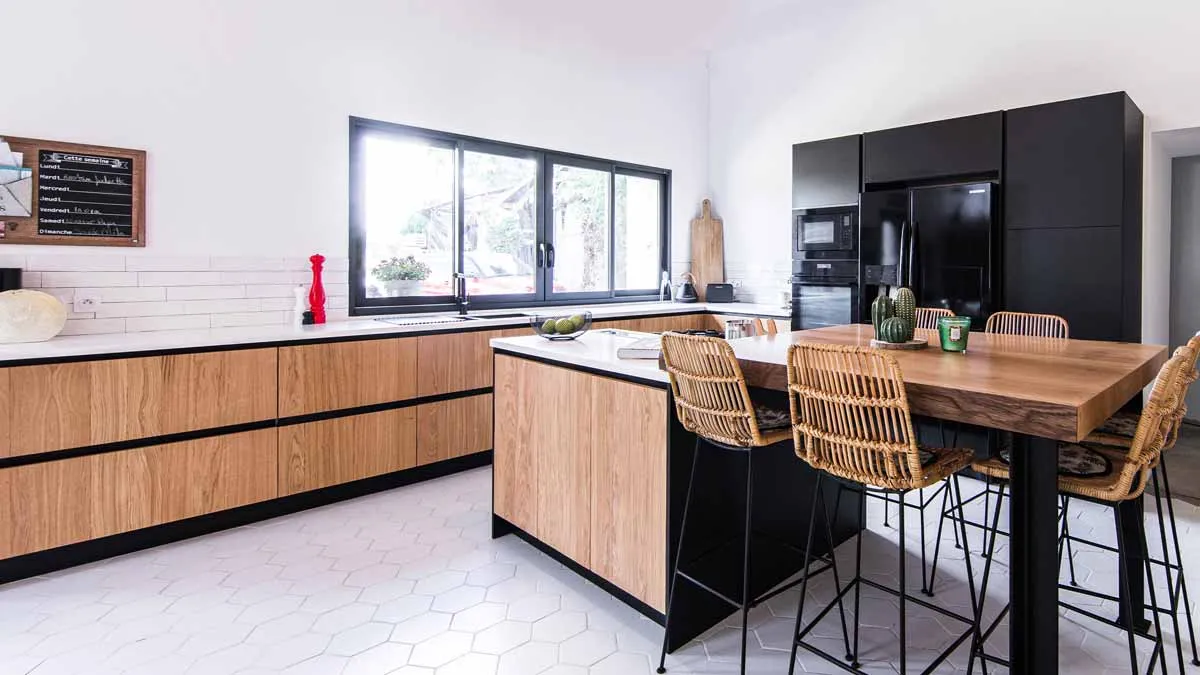 Den nya köksrevolutionen: halvöppna kök som framtidens trend