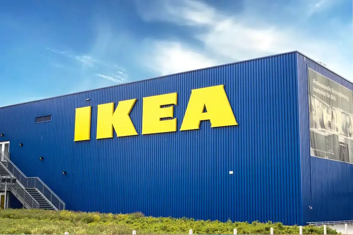LYCKSELE LÖVÅS: IKEA:s platsbesparande bäddsoffa som kan förändra spelplanen