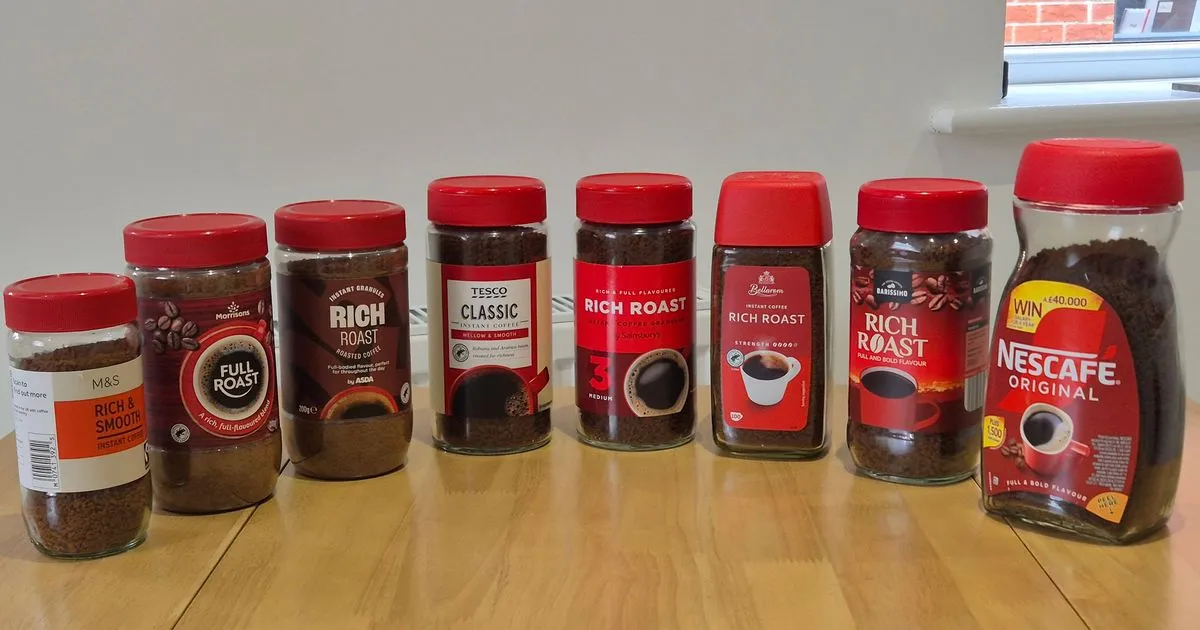 Jag testade snabbkaffe från brittiska stormarknader: ett smakade bättre än Nescafé